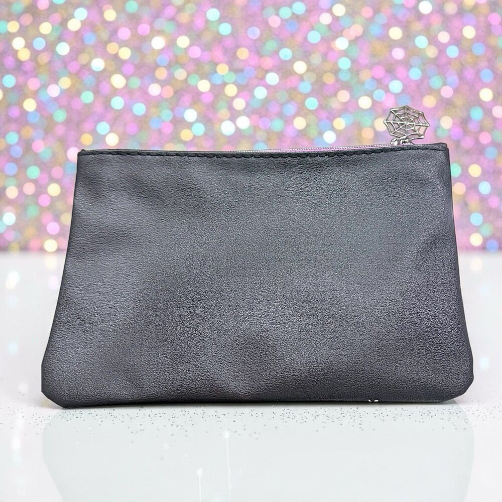 October 2026 Ipsy Glam Bag NWOT 5x7” - Bag only - Picture 5 of 12
